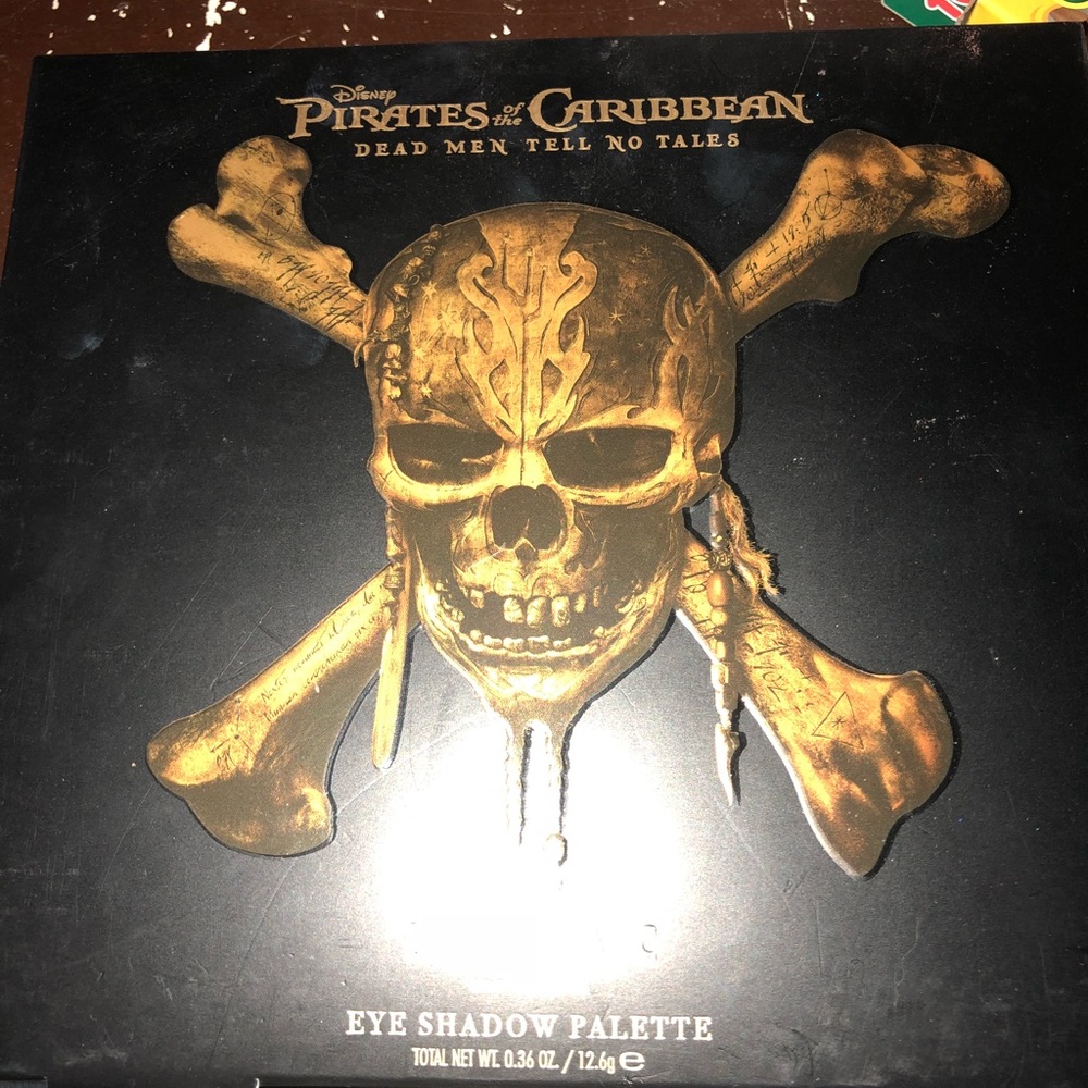 Lorac pirates of Caribbean eye shadow palette